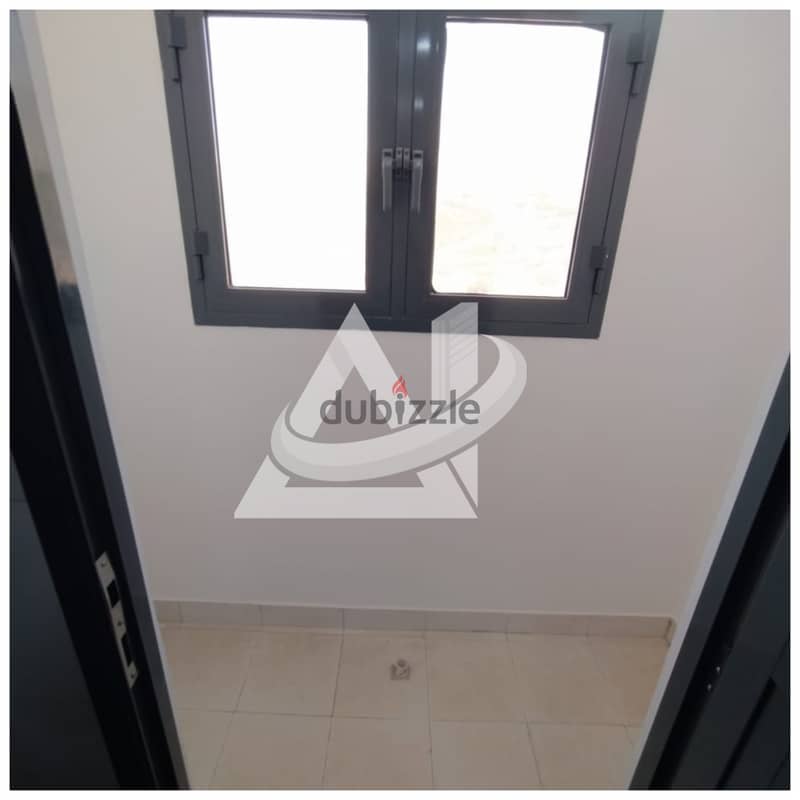 ADA702** A Well Maintained falt 2bhk for rent in bowsher 1