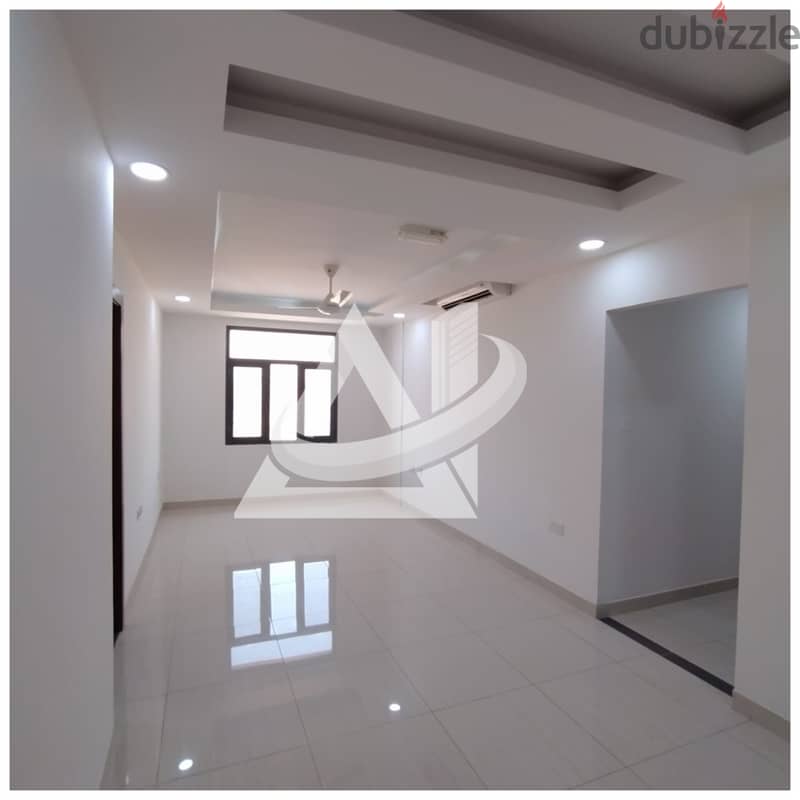 ADA702** A Well Maintained falt 2bhk for rent in bowsher 8