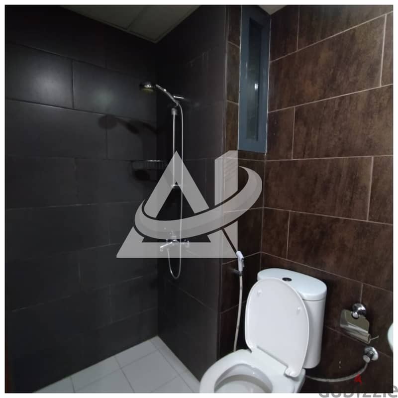 ADA702** A Well Maintained falt 2bhk for rent in bowsher 10