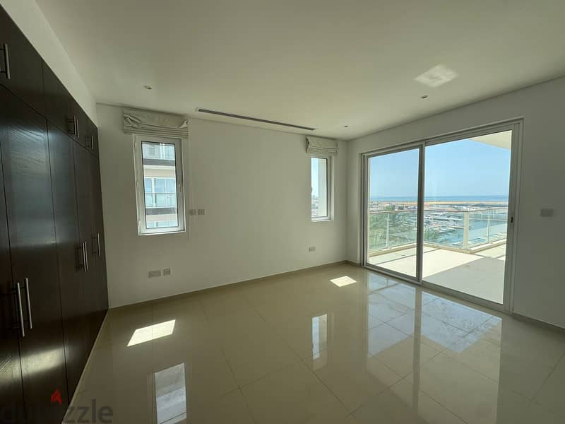 4 BR Marina Sea View for Rent – Al Mouj 3