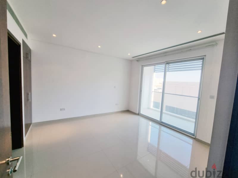 Modern 2BHK Apartment for Sale in Al Mouj, Meria East FSA37 3