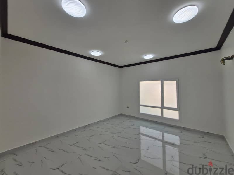15 BR Commercial Use Villa for Rent – Mawaleh 6