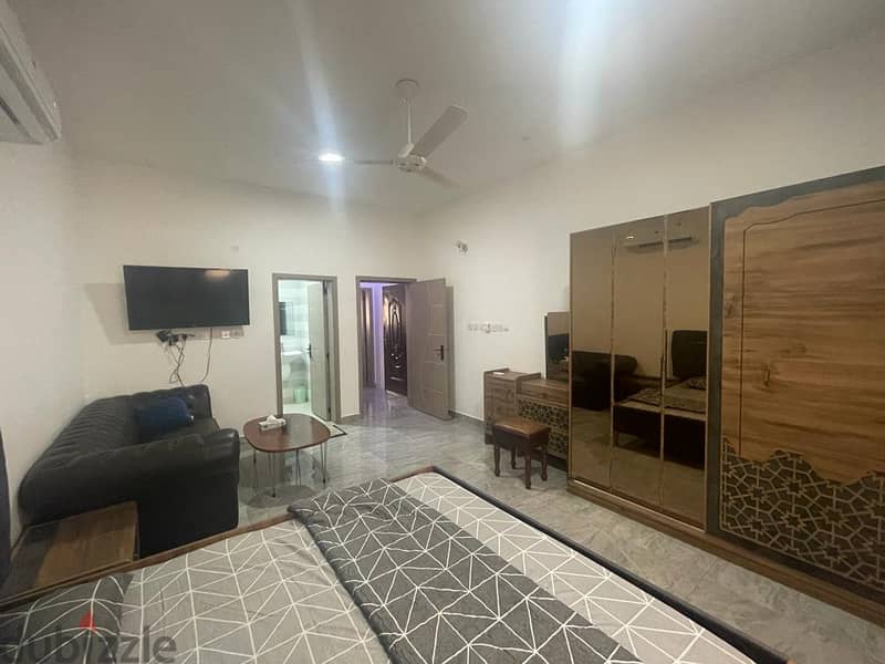 furnished studio for rent in Al Khuwair 33 near the College of Techn 4