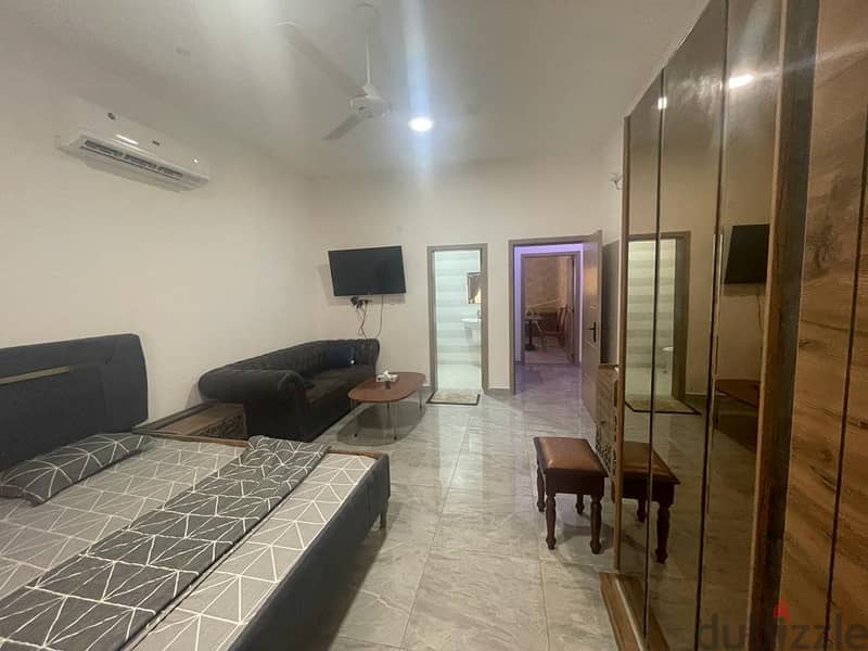 furnished studio for rent in Al Khuwair 33 near the College of Techn 5
