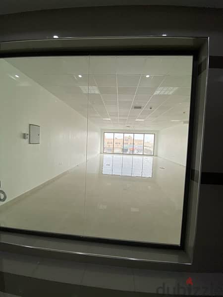 200sqm office in mabail free Wifi 6