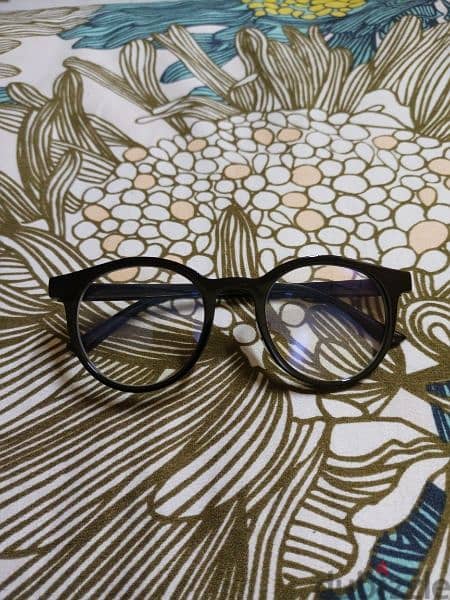 glasses frame 10