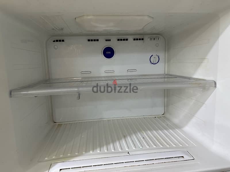 Samsung Refrigerator in good condition 5