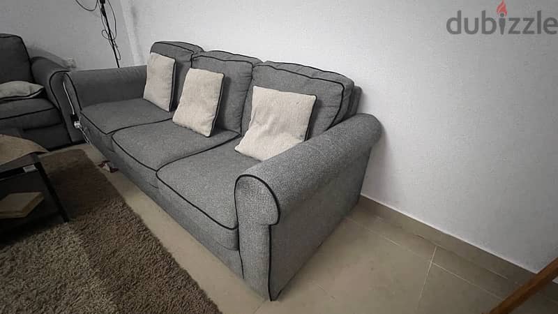 Good condition sofa setty 3 + 2 + 1 with cushions 3