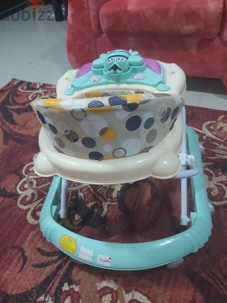 baby stroller and chairs 6
