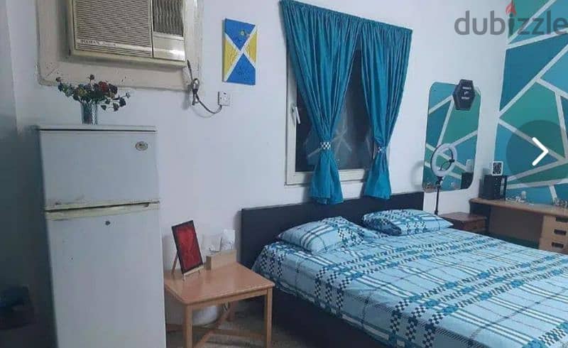 room for rent near Oasis mall unfurnished with A/C available (Indians) 0
