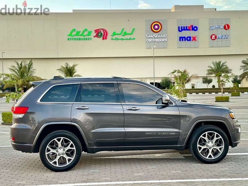 Jeep Grand Cherokee (Sterling Edition 25th Anniversary Edition) 2018 2
