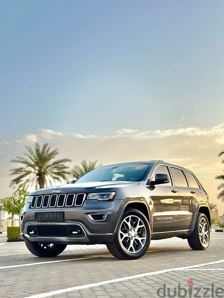 Jeep Grand Cherokee (Sterling Edition 25th Anniversary Edition) 2018 14