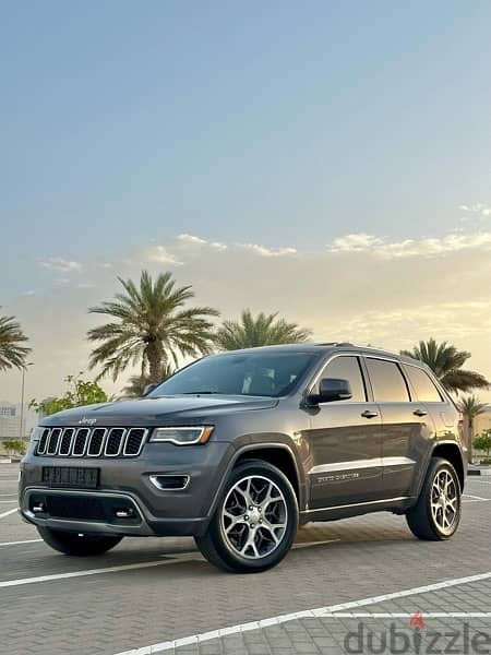 Jeep Grand Cherokee (Sterling Edition 25th Anniversary Edition) 2018 15