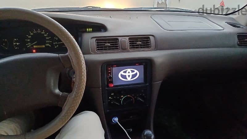 Toyota Camry 2000 4