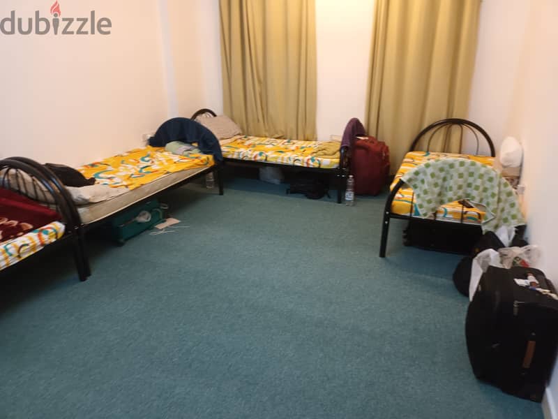 Rooms / Shared Accomodation for Bachelors Daily / Monthly Basis 6