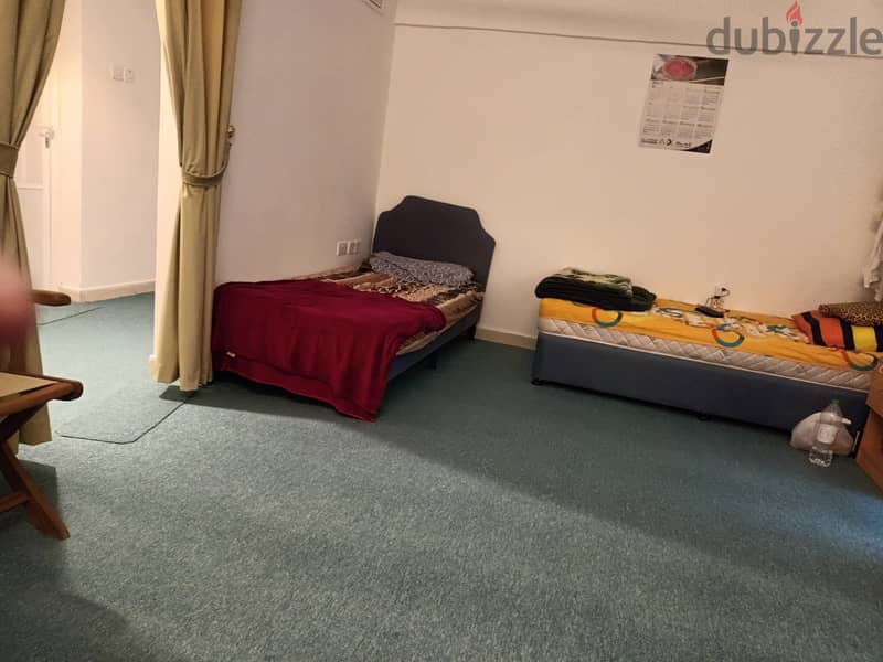 Executive Furnished Bed Space Available in  RUWI Muscat 4