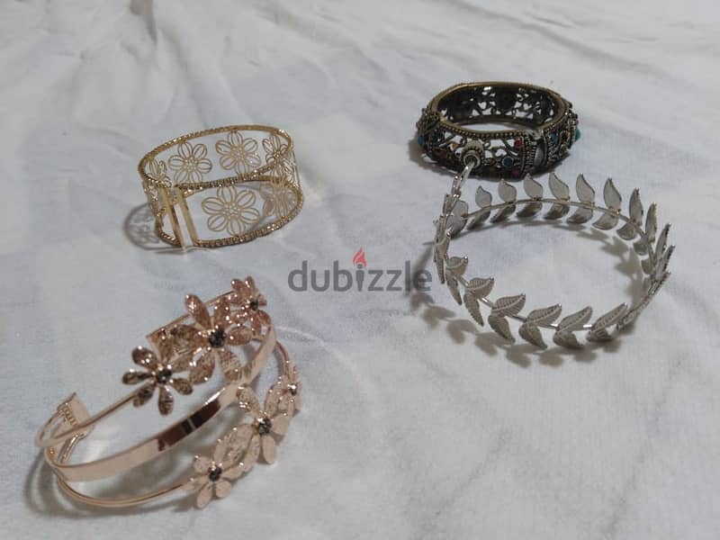 Accessories for Sale - Jewallary 17