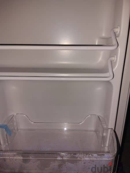 super general    fridge 2