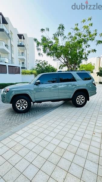 4runner 2023 TRD OFF-ROAD IS very clean and the car has been serviced 4
