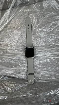 Apple Watch series 7 Gray color