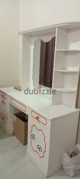trssing table. sale 2
