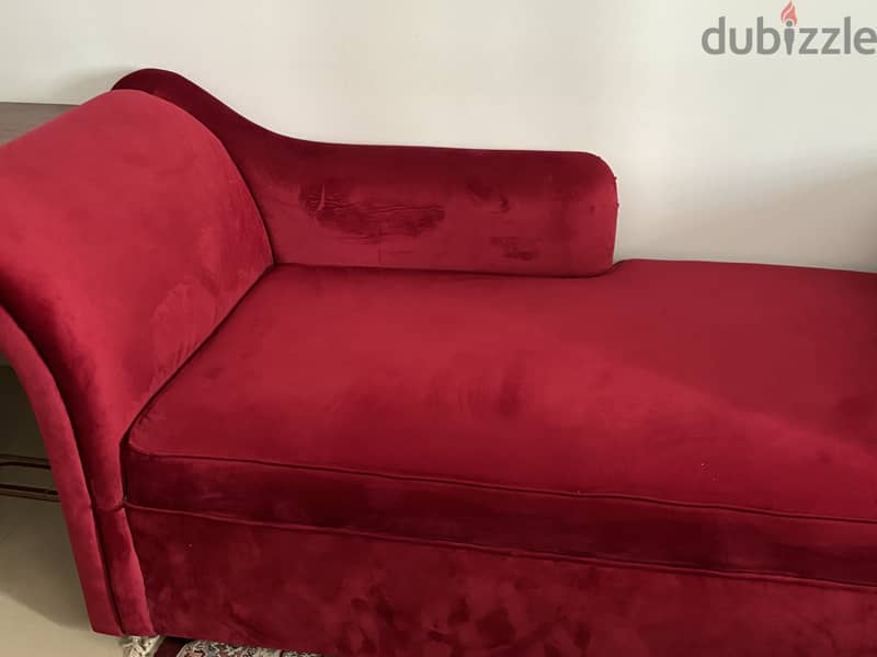 Selling couch 1