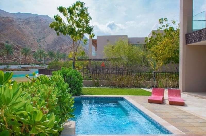 LUXURIOUS VILLA IN MUSCAT BAY FREE HOLD 3
