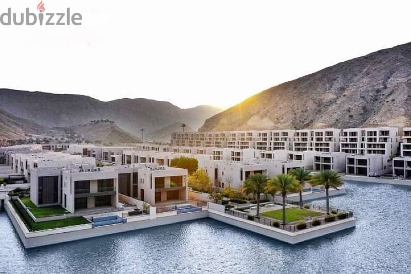 LUXURIOUS VILLA IN MUSCAT BAY FREE HOLD 4