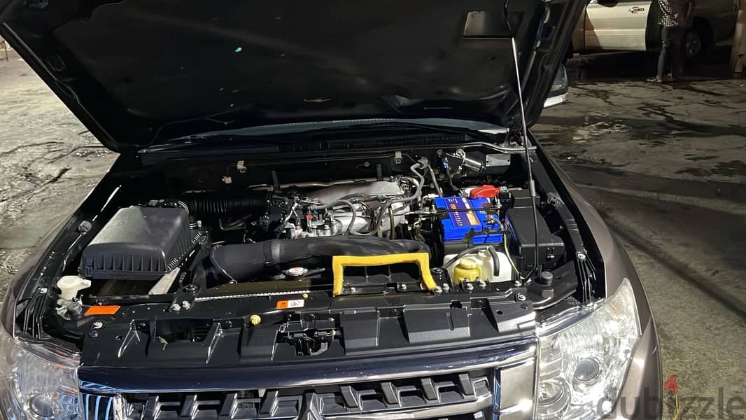 Mitsubishi Pajero 2015 V6 3.5L 10