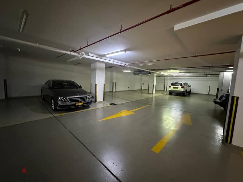 Commercial | basement parking| prime location 11