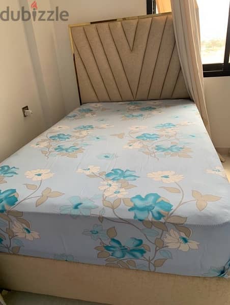 2 Beds with matress used 1 year 3