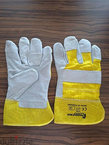 impact & Leatther hand gloves made in Pakistan 8