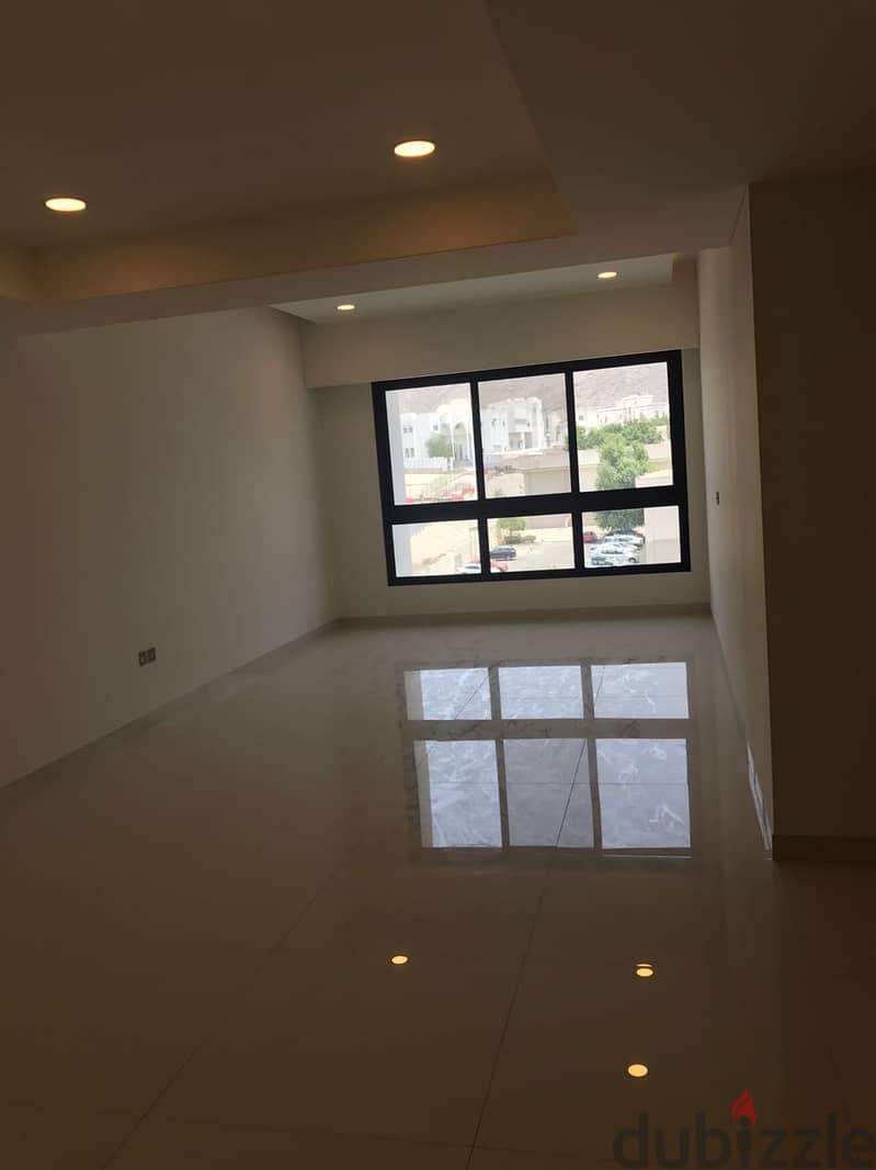 شقة للأيجار في مدينة السلطان قابوس Apartment in MQ for rent 3