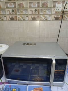 LG microwave oven
