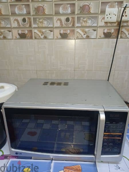 LG microwave oven 0