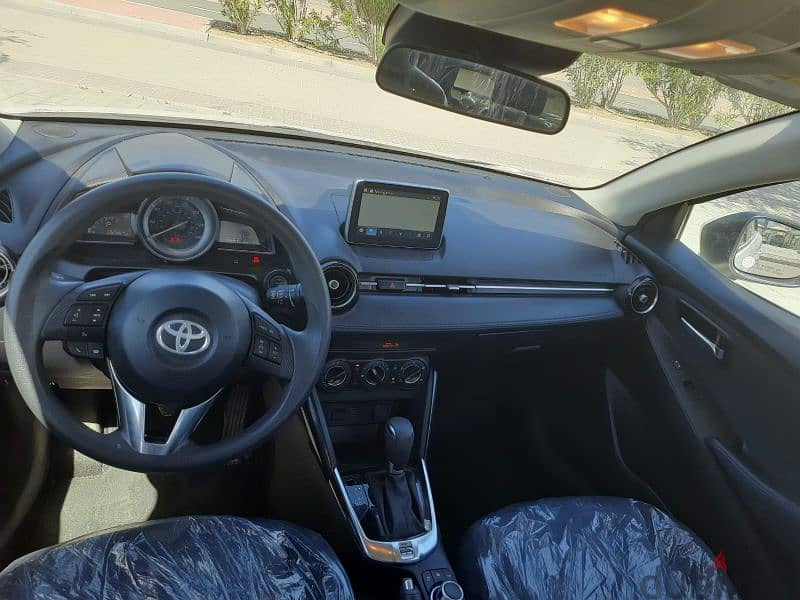 Toyota Yaris 2018 8