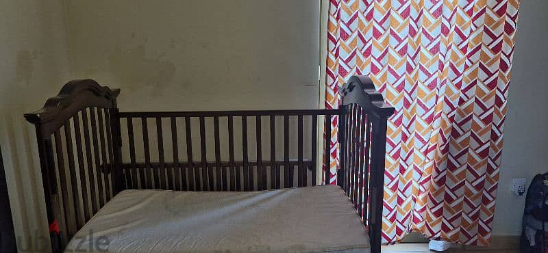 Baby Cot / Bed with Mattress 3