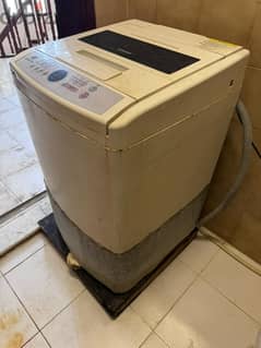 washing machine, urgent sale.