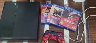 playstation 4 with 3 games and one joystick  بلايستيشن ٤ used
