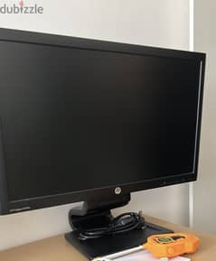 HP LCD Monitor - Excellent Condition 0