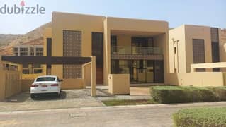 stand alone villa for rent inMuscat bay