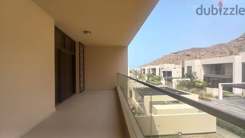 stand alone villa for rent inMuscat bay 2