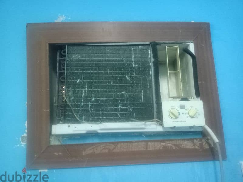 1.5 ton window ac good working condition for sale 79410500 1