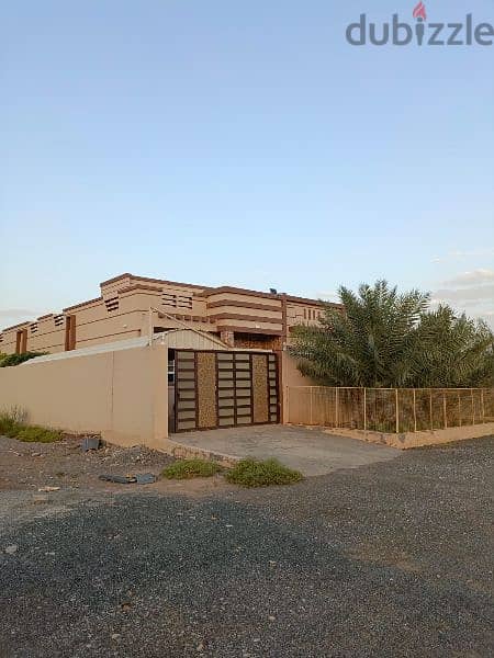 منزل للبيع في ولايه الحمراء / منطقةالسودي / قريب من جامع الفردوس 19