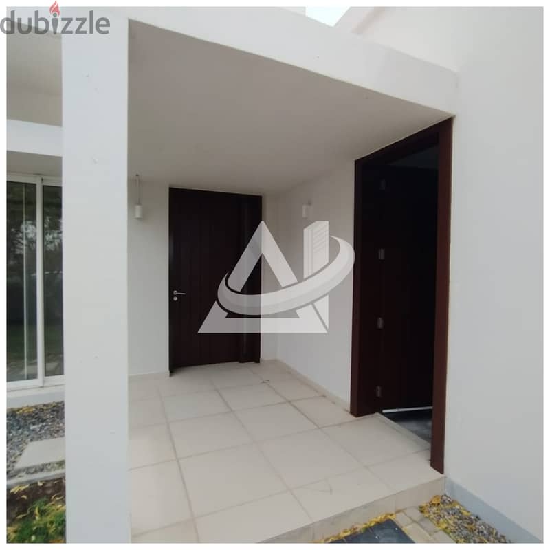 ADVW003** 4bhk + Maid's villa for rent located in Al Mou 15