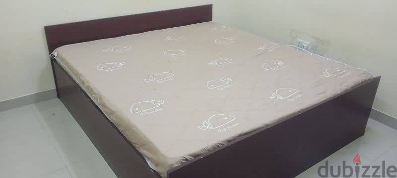 king size cot With Mattress sale 75 Rial 1