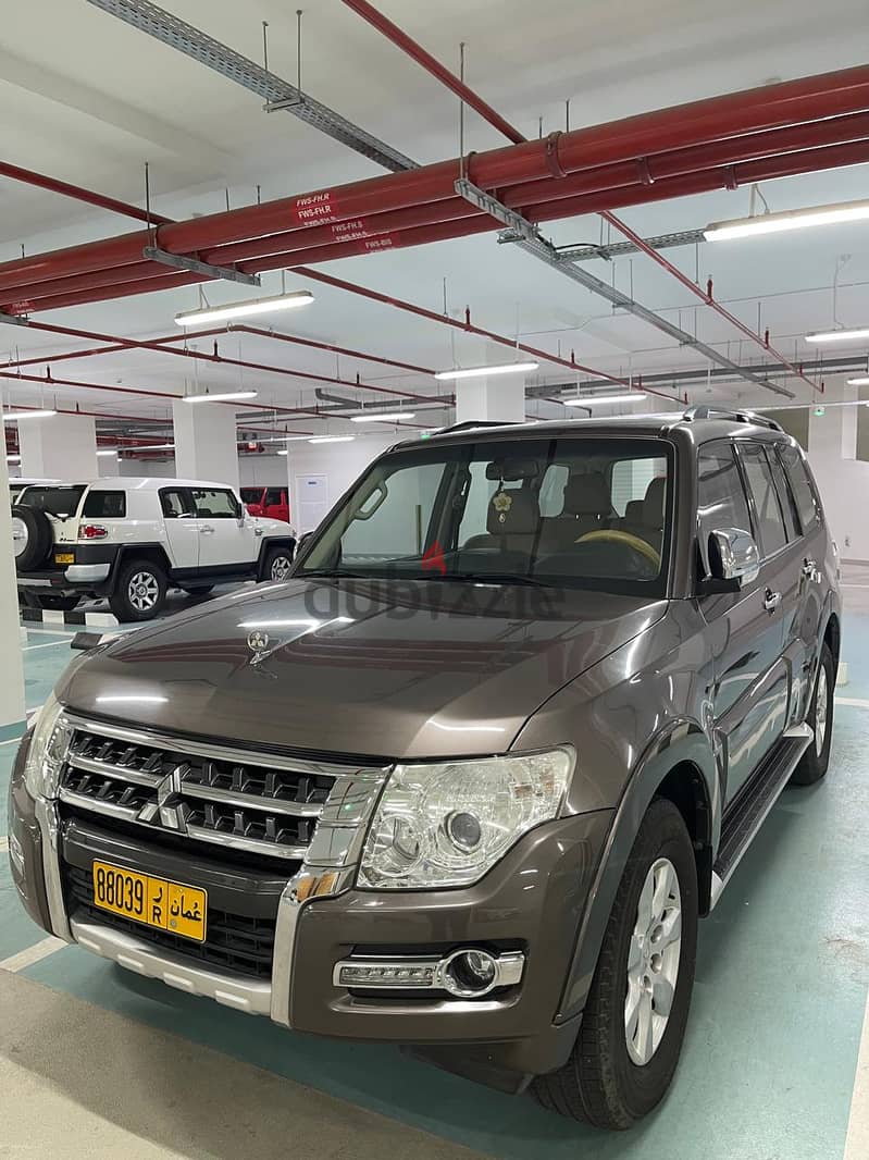 2015 3.6 GLS PAJERO Single Expat leaving the country 9