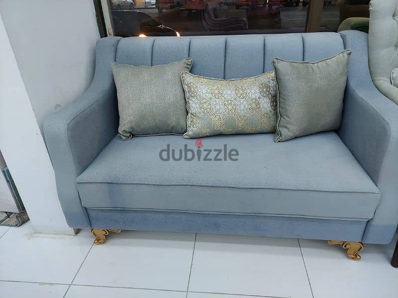 2 seater sofa without delivery 1 piece 40 rial 7