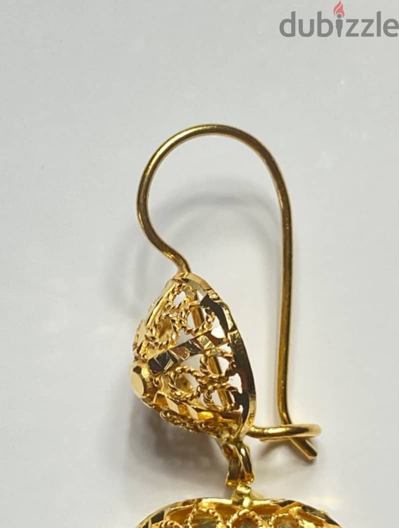 12.5 gram 21kt Gold Earrings 7