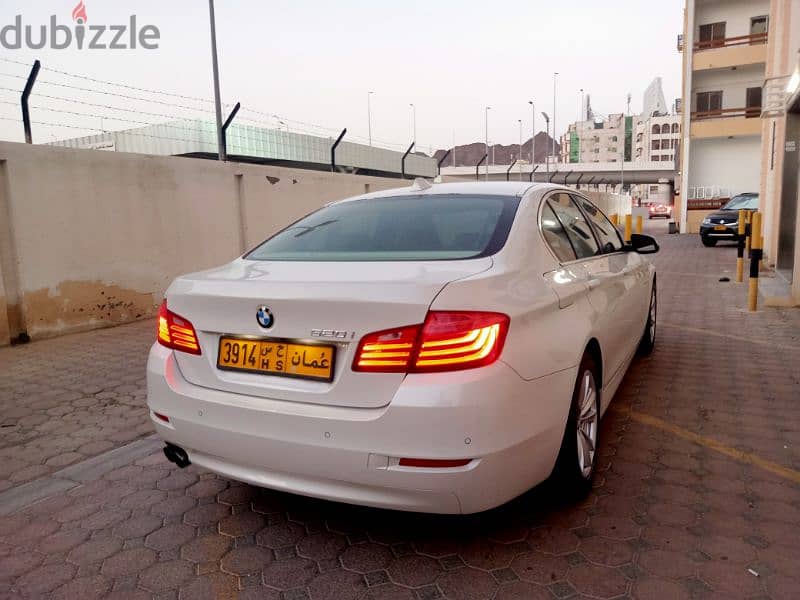 No. 1 BMW 520i Oman Vehicle 2015 3